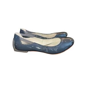 ⭐️ Women’s TSUBO Blue Patent Leather Ballet Flats. Size 7.5. Everyday. Casual